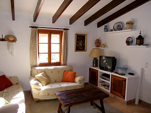 The comfortable living area.